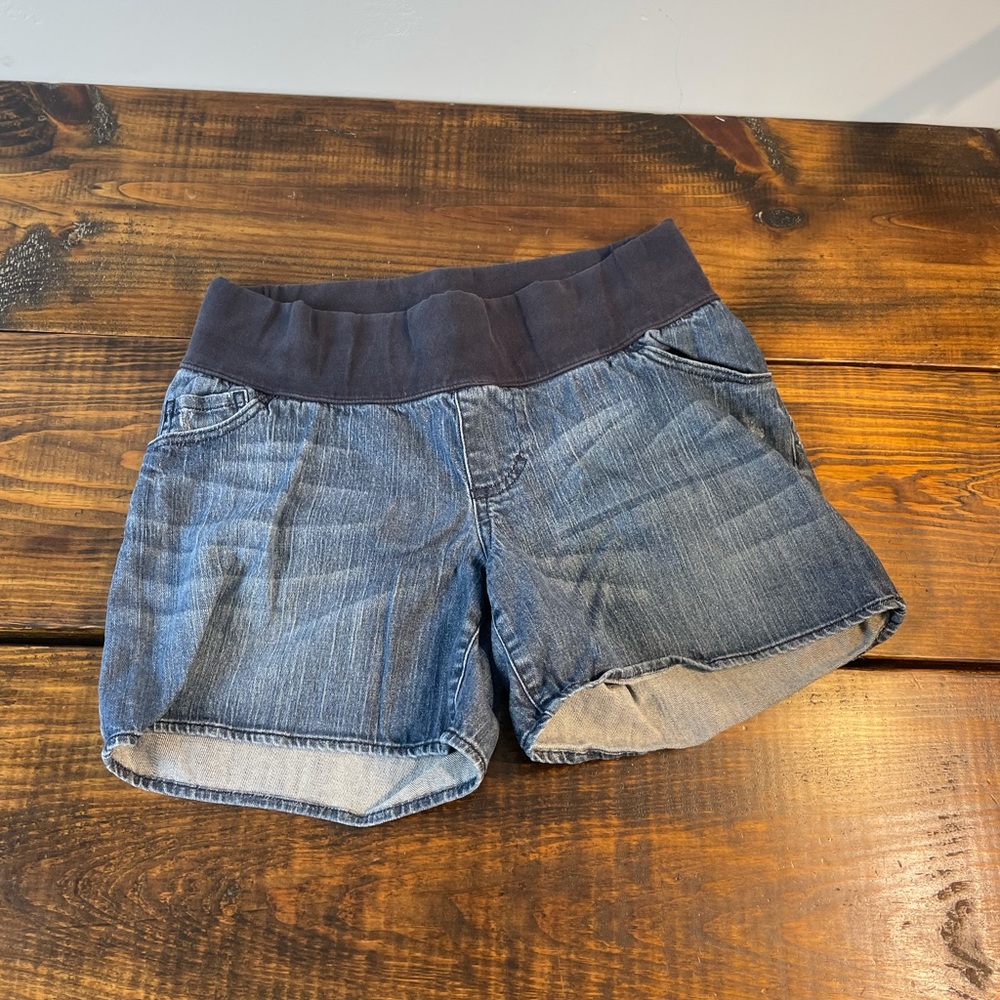 Liz Lange Maternity Denim Shorts Sz M